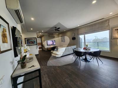 گلبرگ لاہور میں 2 کمروں کا 9 مرلہ فلیٹ 6.5 کروڑ میں برائے فروخت۔