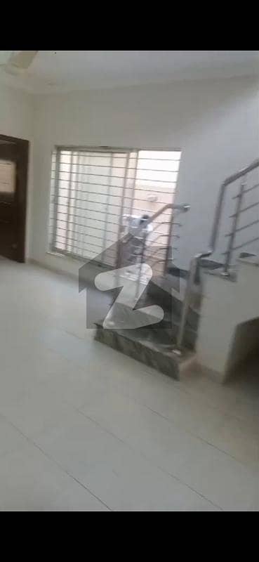 Precinct 10A Road 5 neat and clean villa available for rent 03135549217