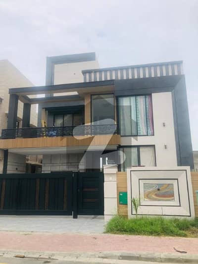 5 Marla House For Sale In Sector D Aa Block Near To Park Near To Market Bahria Town Lahore