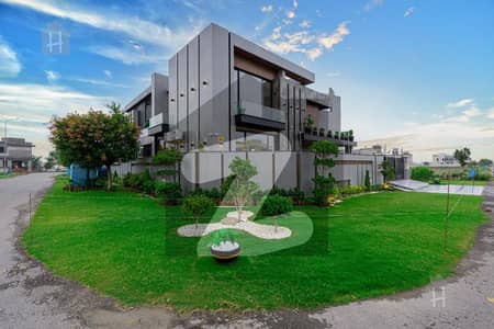 ڈی ایچ اے فیز 6 - بلاک جے فیز 6,ڈیفنس (ڈی ایچ اے),لاہور میں 5 کمروں کا 1 کنال مکان 9.45 کروڑ میں برائے فروخت۔