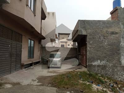 Double Storey 3 Marla House Available In Royal Garden For sale
