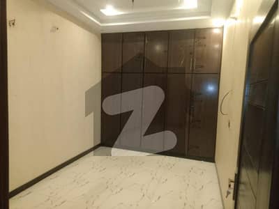 3.5 Marla Ground Portion For Rent (Near Eden Cottages)