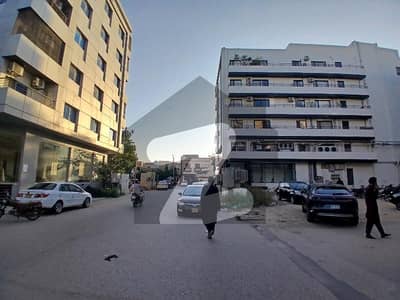 3 Bed Luxury Apartment For Booking