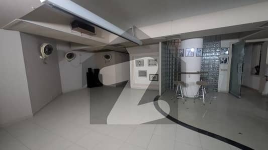 DHA PHASE 5  1000 YARD FULLY FURNISHED