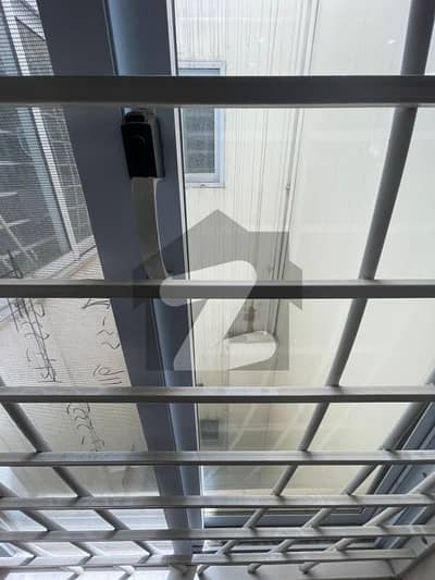 گلریز ہاؤسنگ سکیم راولپنڈی میں 3 کمروں کا 5 مرلہ مکان 50.0 ہزار میں کرایہ پر دستیاب ہے۔