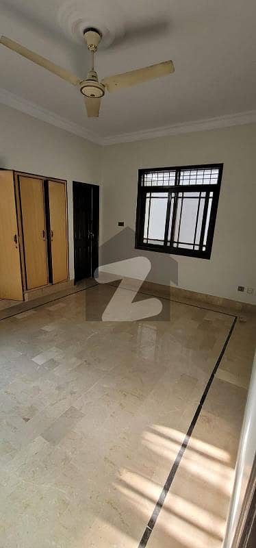 1ST FLOOR PORTION WITH ROOF AND PENT HOUSE NEAR BY CONTINENTAL SWEETS JOHAR