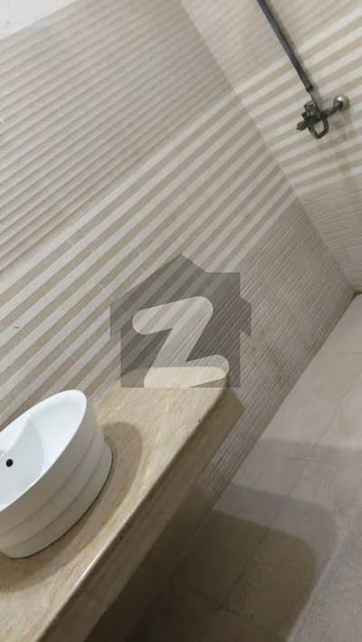 واپڈا ٹاؤن فیز 1 واپڈا ٹاؤن,لاہور میں 10 مرلہ دفتر 90.0 ہزار میں کرایہ پر دستیاب ہے۔