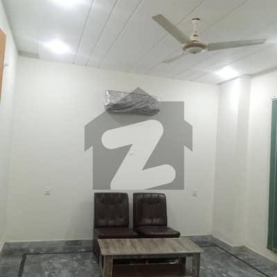 کلمہ گارڈن ساہیوال - فیصل آباد روڈ,ساہیوال میں 2 کمروں کا 12 مرلہ بالائی پورشن 65.0 ہزار میں کرایہ پر دستیاب ہے۔