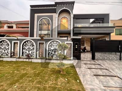 Kanal House For Sale In NFC Phase 1