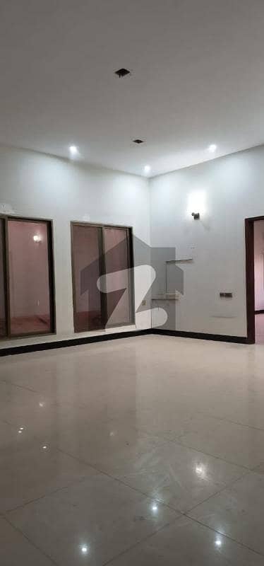 نارتھ ناظم آباد ۔ بلاک این نارتھ ناظم آباد,کراچی میں 3 کمروں کا 1 کنال بالائی پورشن 1.5 لاکھ میں کرایہ پر دستیاب ہے۔