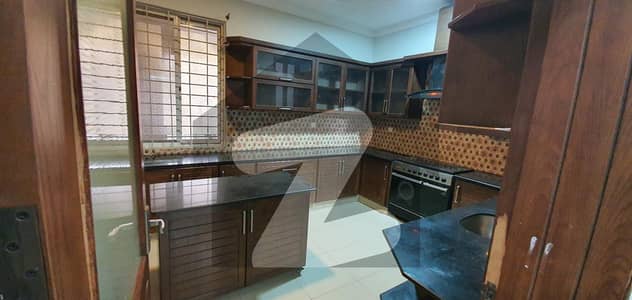 14 Marla Upper Portion for Rent