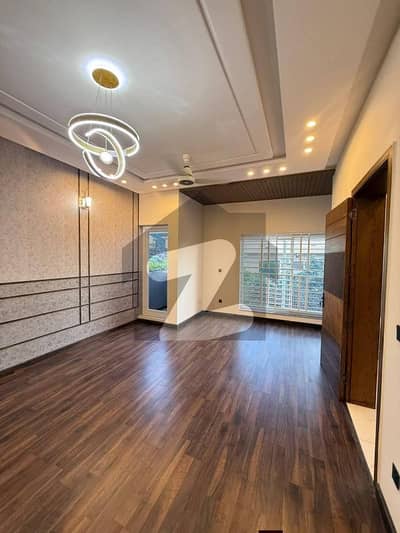 14 Marla Upper Portion Available For Rent In Jinnha Garden Phase 1 Brand New