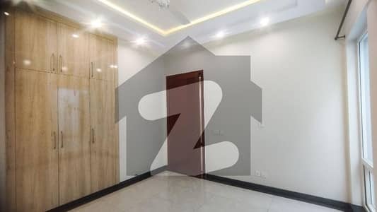 26 A - Main Boulevard One Kanal Plot