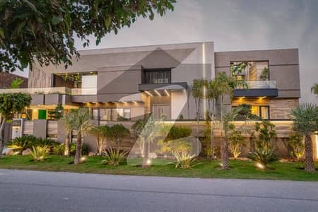 ڈی ایچ اے فیز 6 - بلاک جے فیز 6,ڈیفنس (ڈی ایچ اے),لاہور میں 5 کمروں کا 2 کنال مکان 41.5 کروڑ میں برائے فروخت۔