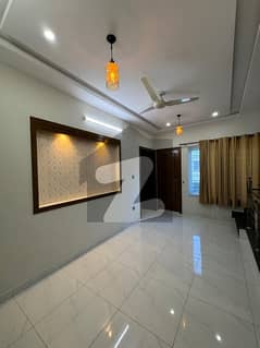 ELEGANT BRAND NEW HOUSE FOR RENT