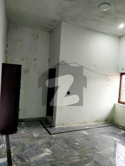 Flat for rent in IJP road Rawalpindi.