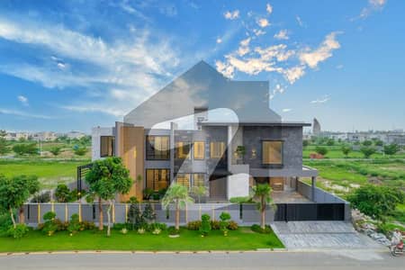 Fully Furnished Modern House at prime location near KFC and Tim Hortons