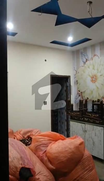 سبزہ زار سکیم لاہور میں 3 کمروں کا 4 مرلہ مکان 60.0 ہزار میں کرایہ پر دستیاب ہے۔