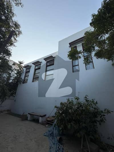 600 Sq Yards West Open Double Storey 7 Bed Bungalow For Sale In DHA Phase 1