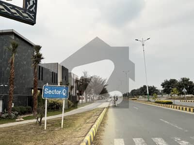 High-ROI Investment Opportunity 1 Kanal Residential Plot for Sale  DHA Phase 7, Q Block | Plot No. 912  Main 100 Feet Road | Offered by Urban Holdings