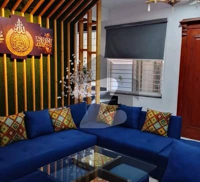 آئی ۔ 8 اسلام آباد میں 6 کمروں کا 12 مرلہ مکان 15.0 کروڑ میں برائے فروخت۔