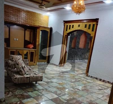 آئی ۔ 8 اسلام آباد میں 6 کمروں کا 14 مرلہ مکان 14.5 کروڑ میں برائے فروخت۔