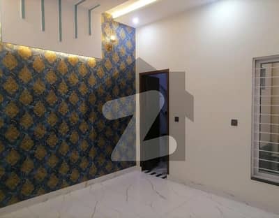 House Sized 5 Marla Available In Johar Town Phase 2