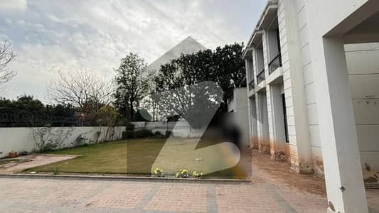 House Of 2 Kanal In E-7 For rent