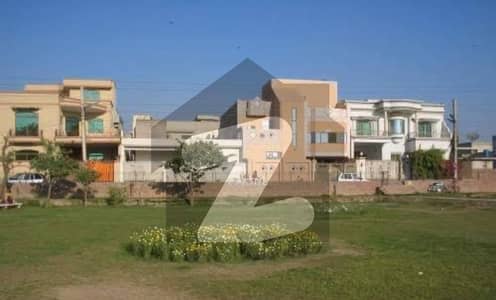 مصطفی ٹاؤن قیوم بلاک مصطفیٰ ٹاؤن,لاہور میں 10 مرلہ رہائشی پلاٹ 3.25 کروڑ میں برائے فروخت۔