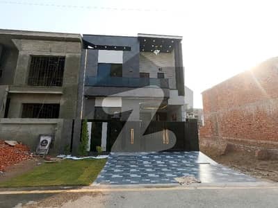 پارک ویو سٹی - ٹولپ اوورسیز پارک ویو سٹی,لاہور میں 4 کمروں کا 5 مرلہ مکان 2.25 کروڑ میں برائے فروخت۔