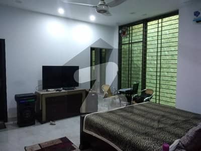 Prominently-Located 10 Marla House Available In Punjab Coop Housing Society