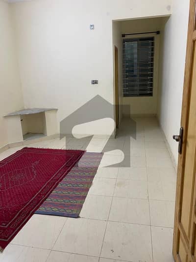 گلریز ہاؤسنگ سوسائٹی فیز 2 گلریز ہاؤسنگ سکیم,راولپنڈی میں 1 کمرے کا 2 مرلہ فلیٹ 22.0 ہزار میں کرایہ پر دستیاب ہے۔