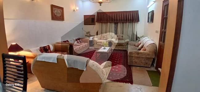 13 Marla Owner Built Beautiful House For Sale In NFC 1