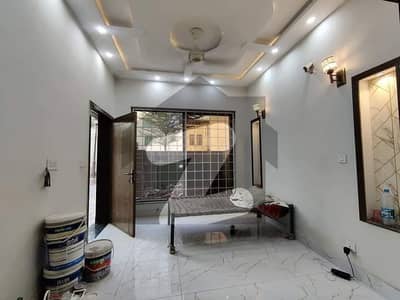 پیراگون سٹی لاہور میں 3 کمروں کا 5 مرلہ مکان 2.0 کروڑ میں برائے فروخت۔