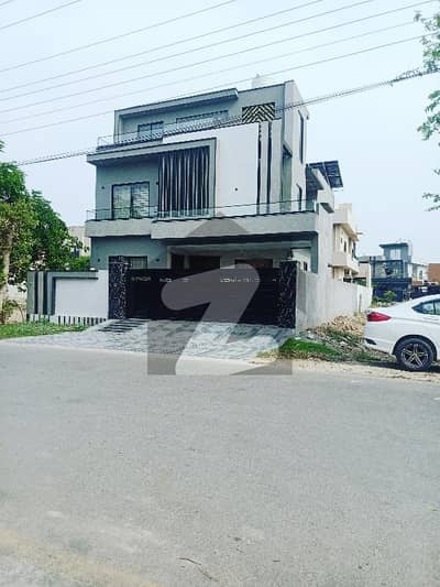 Central Park G Block 10 Marla House Modern Design House Available For Sale Prime Location . . . .