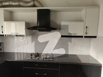 ٹاپ سٹی 1 اسلام آباد میں 7 کمروں کا 1 کنال مکان 7.5 کروڑ میں برائے فروخت۔