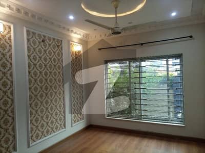 پیراگون سٹی لاہور میں 3 کمروں کا 5 مرلہ مکان 2.05 کروڑ میں برائے فروخت۔