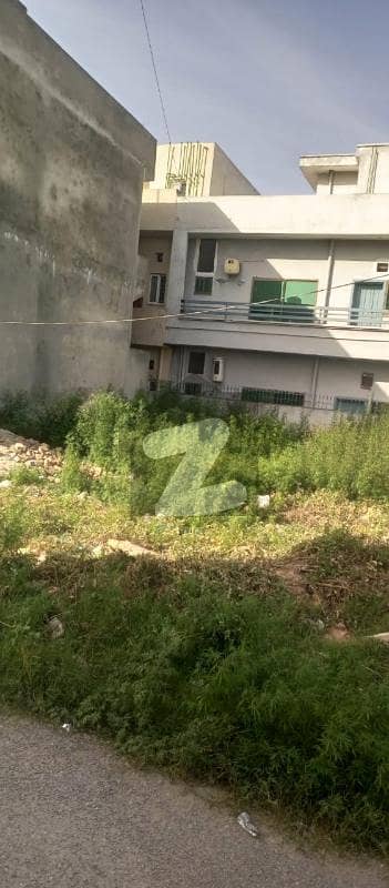 4 Marla Corner plot with extra land for sale in I-11/2 Islamabad