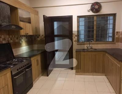 عسکری 11 ۔ سیکٹر بی عسکری 11,عسکری,لاہور میں 3 کمروں کا 10 مرلہ مکان 2.75 کروڑ میں برائے فروخت۔