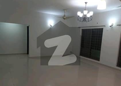 Ready To Buy A House 10 Marla In Lahore