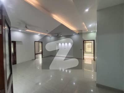 ڈی ایچ اے فیز 1 ڈیفنس (ڈی ایچ اے),لاہور میں 3 کمروں کا 1 کنال بالائی پورشن 1.3 لاکھ میں کرایہ پر دستیاب ہے۔