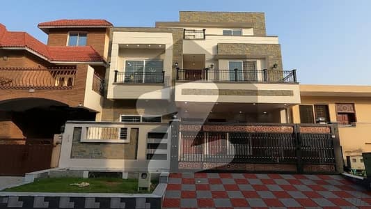 On Excellent Location 10 Marla House For sale In Beautiful D-12/1