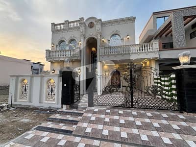 10 Marla House A-Block Spanish Look For Sale In Central Park Housing Scheme Lahore.