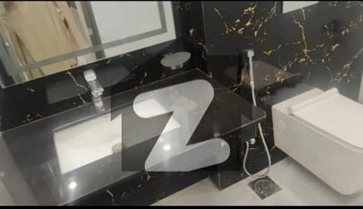 ڈی ایچ اے فیز 3 - بلاک ڈبل ایکس فیز 3,ڈیفنس (ڈی ایچ اے),لاہور میں 8 مرلہ عمارت 23.0 کروڑ میں برائے فروخت۔