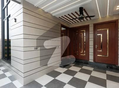 سینٹرل پارک ۔ بلاک اے1 سینٹرل پارک ہاؤسنگ سکیم,لاہور میں 3 کمروں کا 5 مرلہ مکان 2.25 کروڑ میں برائے فروخت۔