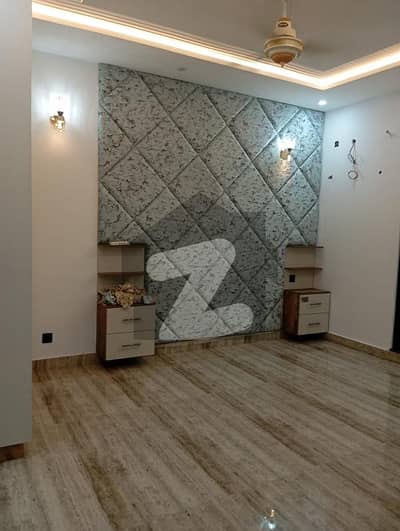 5 Marla House Available For Rent In 9 Town