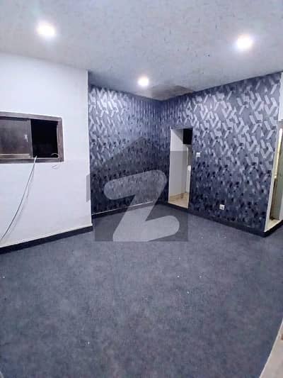 FULLY RENOVATED COMMERCIAL OFFICE 550SQ. FT AVAILABLE FOR RENT IDEAL LOCATION