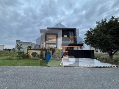 ڈی ایچ اے فیز 6 ڈیفنس (ڈی ایچ اے),لاہور میں 5 کمروں کا 1 کنال مکان 3.2 لاکھ میں کرایہ پر دستیاب ہے۔ ڈی ایچ اے فیز 6 ڈیفنس (ڈی ایچ اے),لاہور میں 5 کمروں کا 1 کنال مکان 3.2 لاکھ میں کرایہ پر دستیاب ہے۔