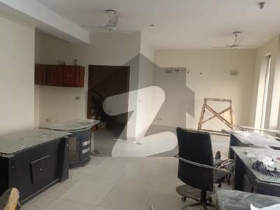 ڈی ایچ اے فیز 4 - بلاک ڈیڈی فیز 4,ڈیفنس (ڈی ایچ اے),لاہور میں 4 مرلہ دفتر 95.0 ہزار میں کرایہ پر دستیاب ہے۔ ڈی ایچ اے فیز 4 - بلاک ڈیڈی فیز 4,ڈیفنس (ڈی ایچ اے),لاہور میں 4 مرلہ دفتر 95.0 ہزار میں کرایہ پر دستیاب ہے۔