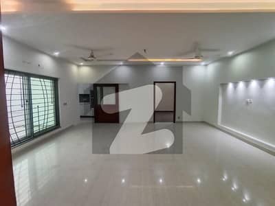 ڈی ایچ اے فیز 1 ڈیفنس (ڈی ایچ اے),لاہور میں 3 کمروں کا 1 کنال بالائی پورشن 1.35 لاکھ میں کرایہ پر دستیاب ہے۔ ڈی ایچ اے فیز 1 ڈیفنس (ڈی ایچ اے),لاہور میں 3 کمروں کا 1 کنال بالائی پورشن 1.35 لاکھ میں کرایہ پر دستیاب ہے۔